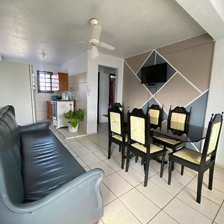شقة بومبينهاس  في Residencial Flamingo المظهر الخارجي الصورة