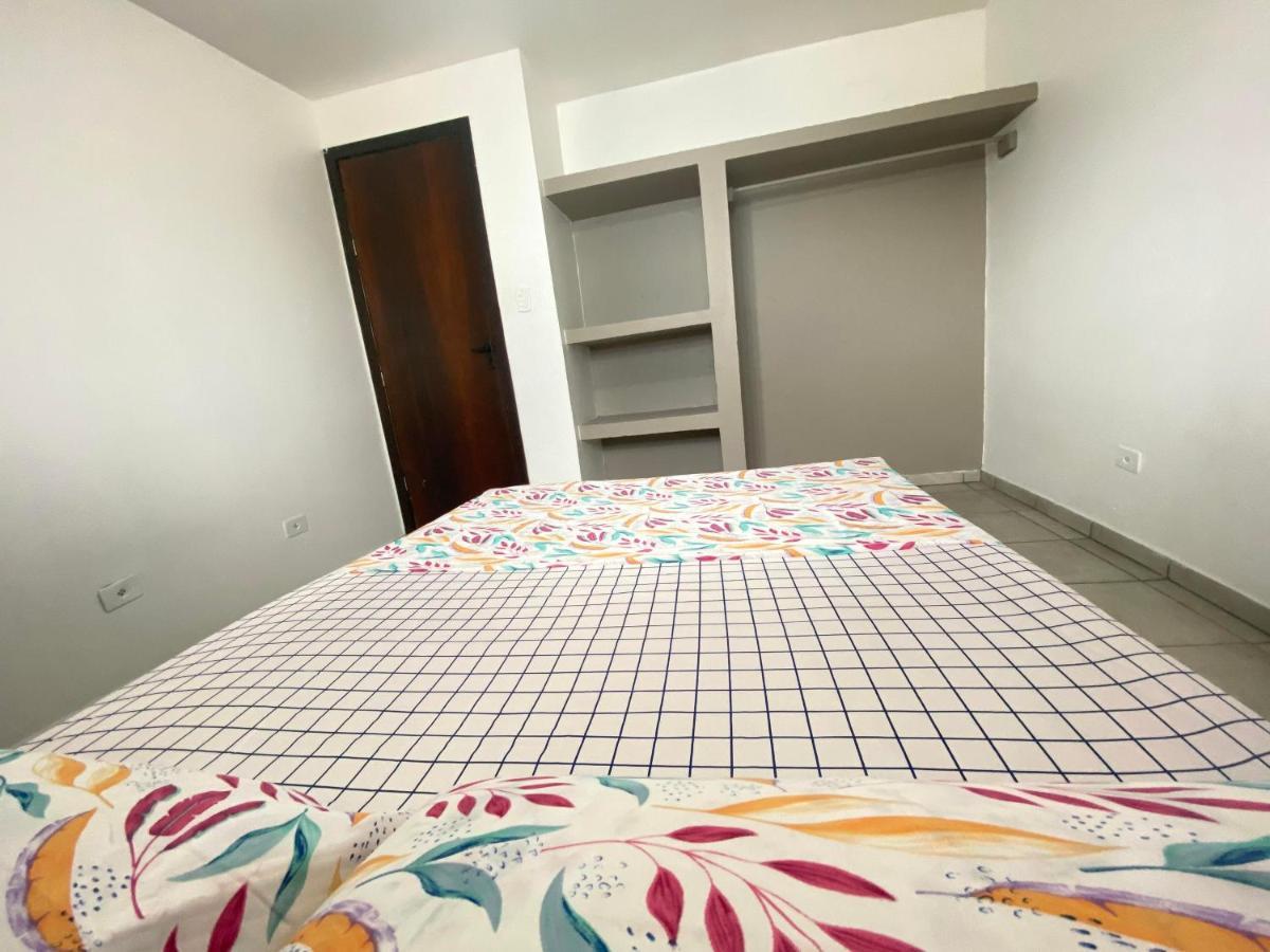 شقة بومبينهاس  في Residencial Flamingo المظهر الخارجي الصورة